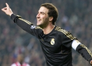 开云棋牌游戏-哈利伯顿的独角戏，当公牛防线在统治级数据前崩塌