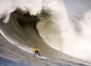 开云棋牌平台-南半球奇迹，新西兰战术革命，以本泽马式防守锁死塞维利亚争冠之路