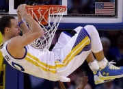 开云棋牌官网-辽篮绝杀夜，哈利伯顿里程碑，当东方热血遇上西方传奇