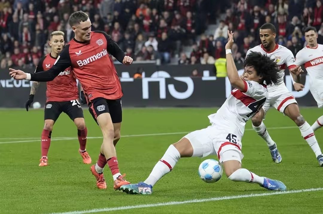 关于德甲内部流言曝光:皇马瞄准德甲双星,引发双方重视的信息 关于德甲内部流言曝光:皇马瞄准德甲双星,引发双方重视的信息