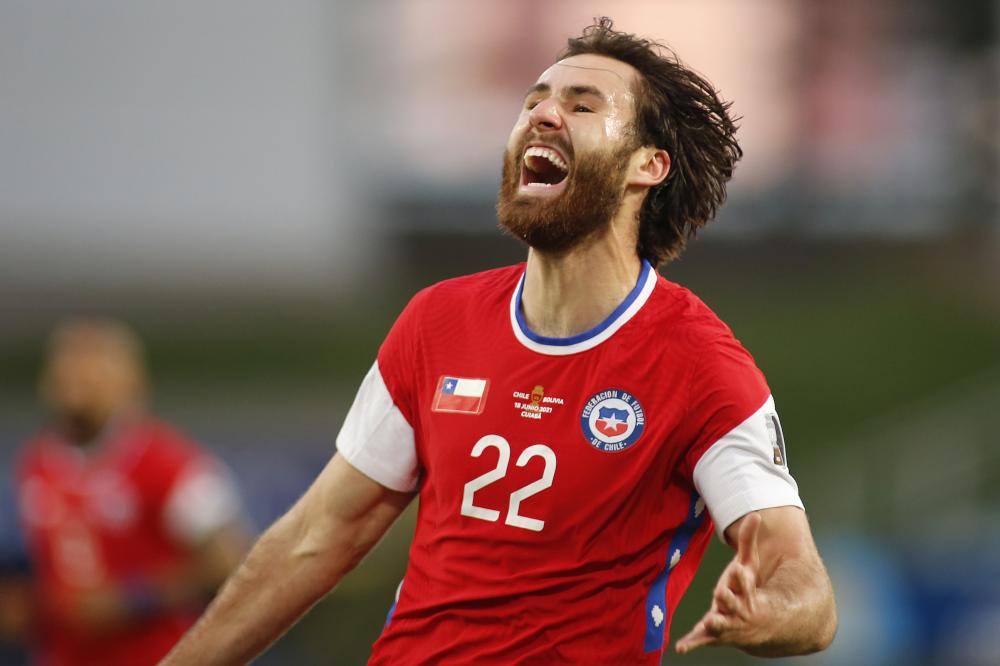 智利绝杀瑞典,德容统治全场的简单介绍 智利绝杀瑞典,德容统治全场的简单介绍