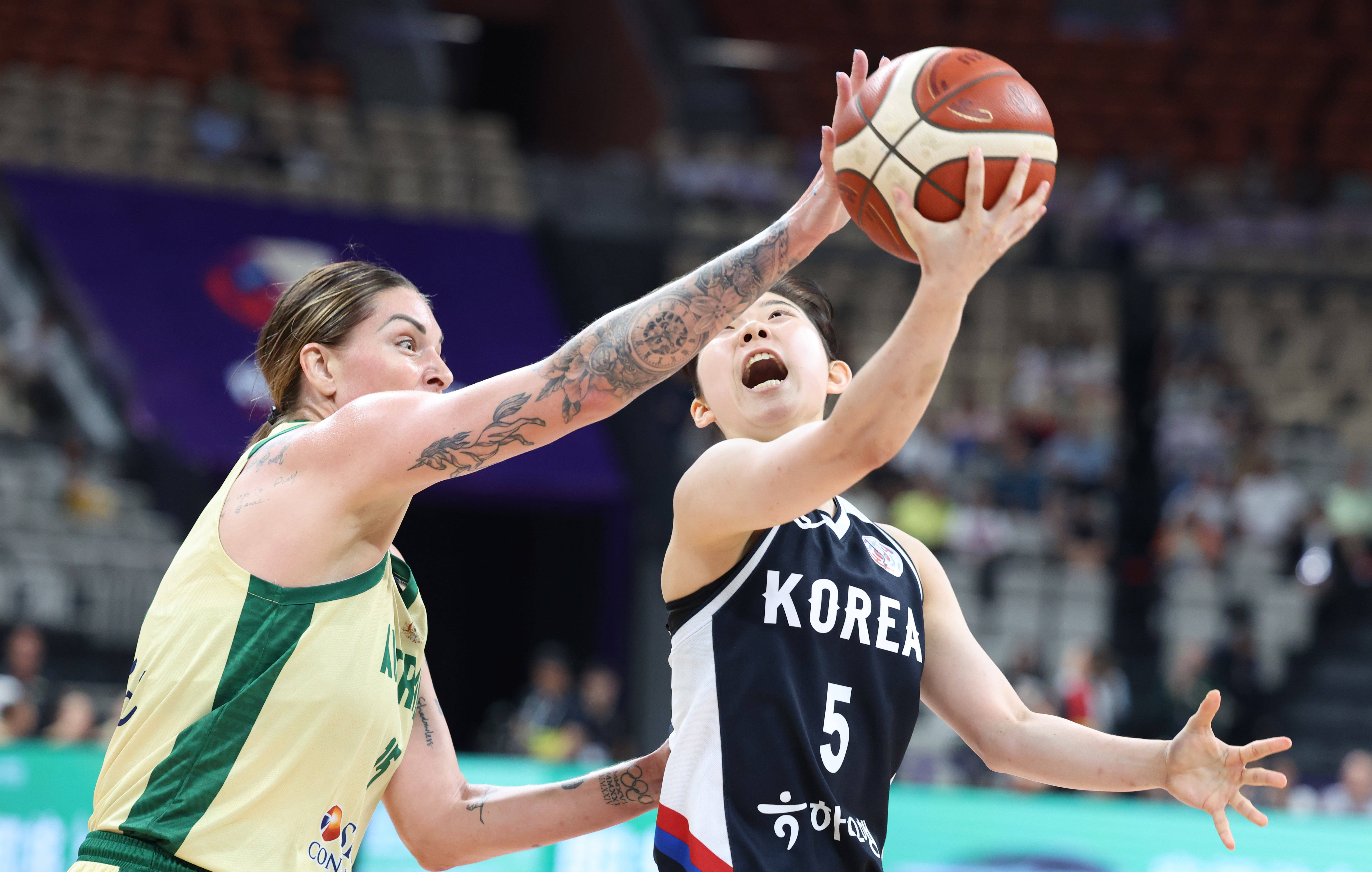 澳大利亚女子篮球队大胜对手 澳大利亚女子篮球队大胜对手