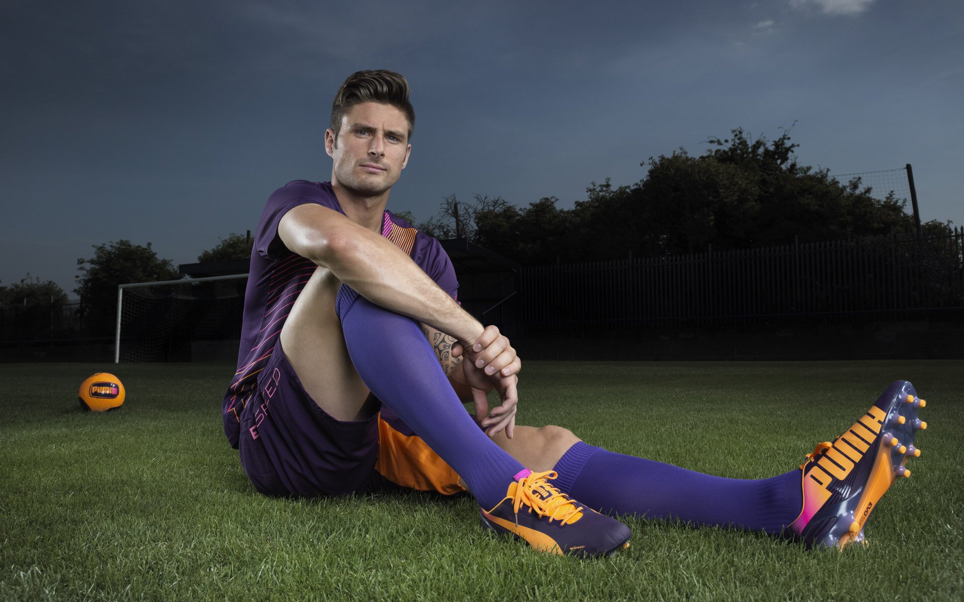 奥运周期关键战焦点战，雷恩爆冷曼城背后的战术革命